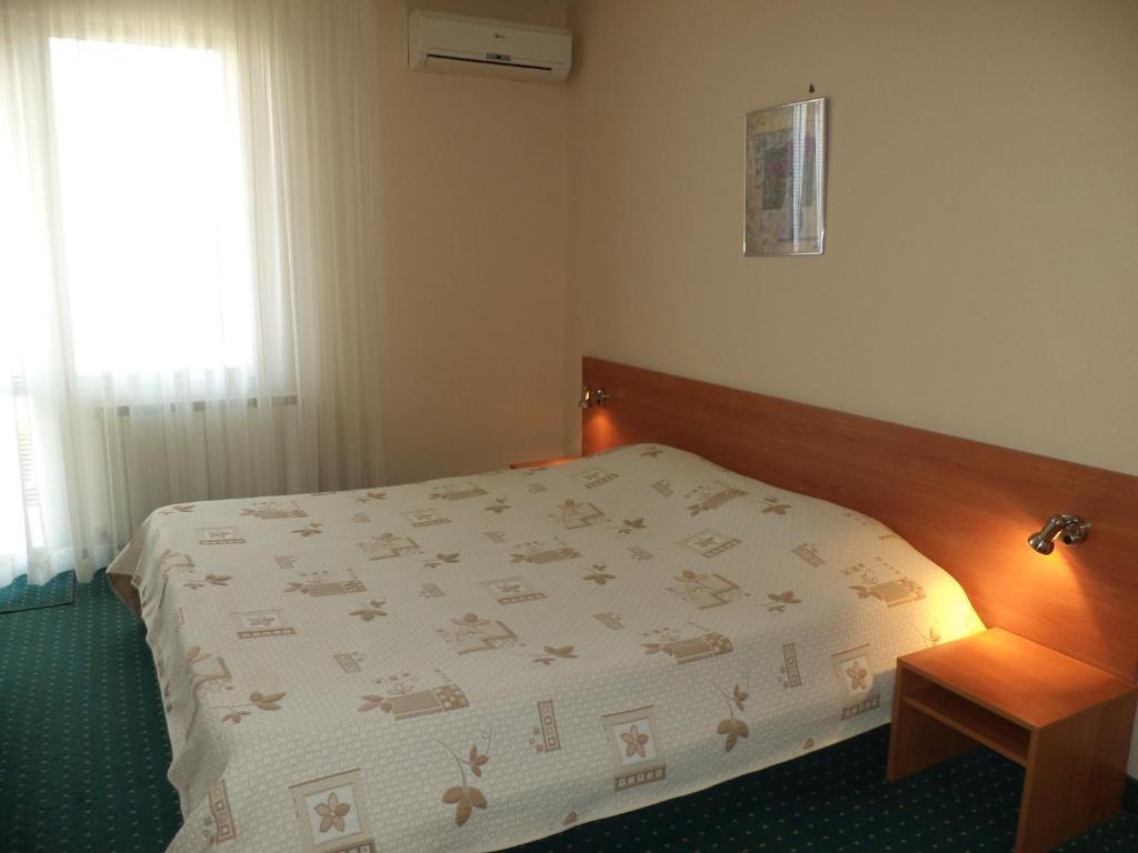 Elit Hotel Sófia Quarto foto